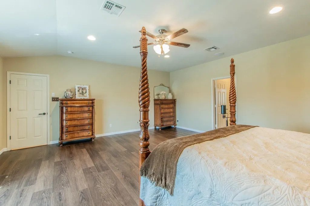 6106 Bridgewood Drive Killeen TX 76549