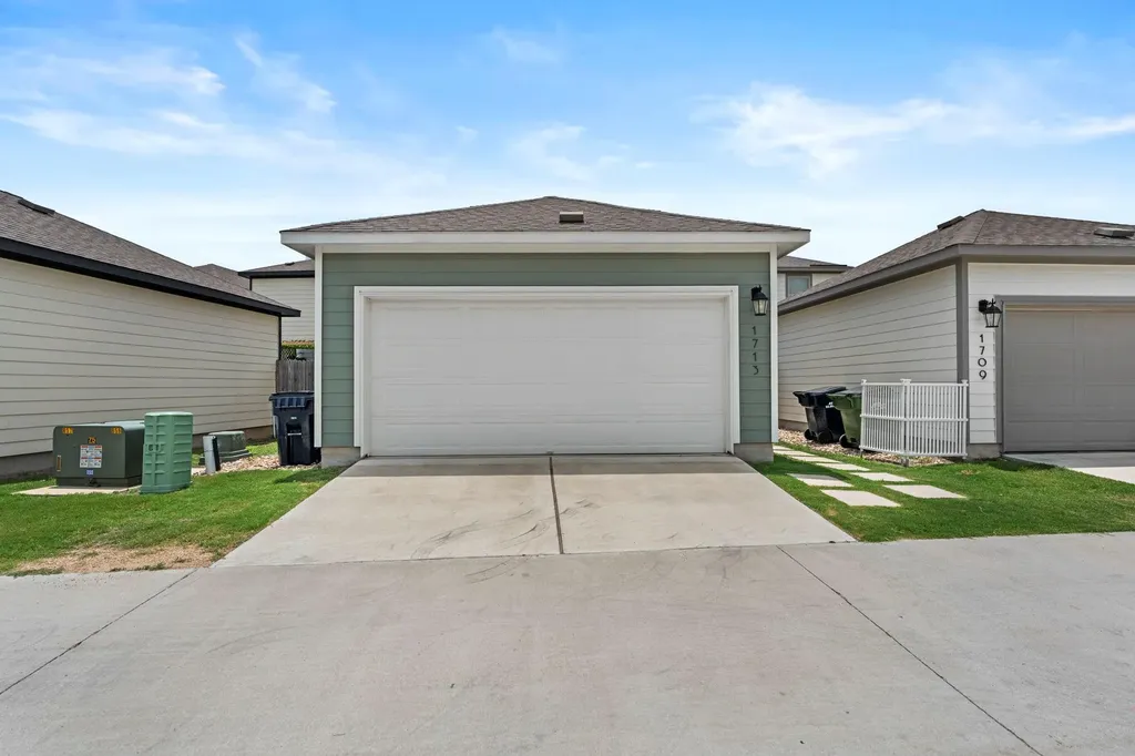 1713 Fountain Bridge Drive Leander TX 78641