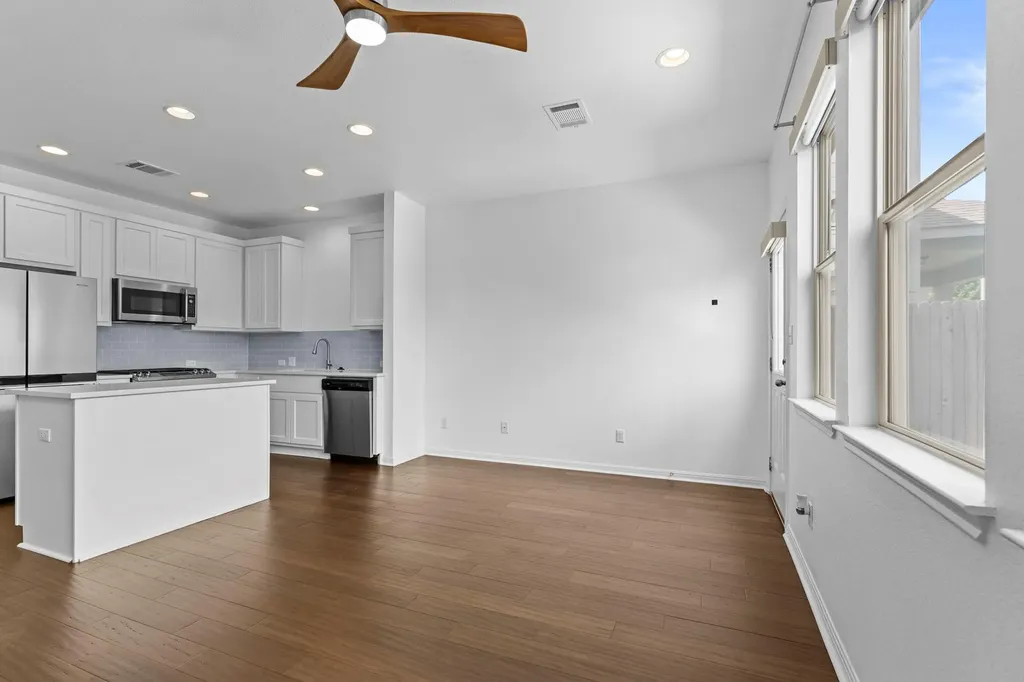 1713 Fountain Bridge Drive Leander TX 78641