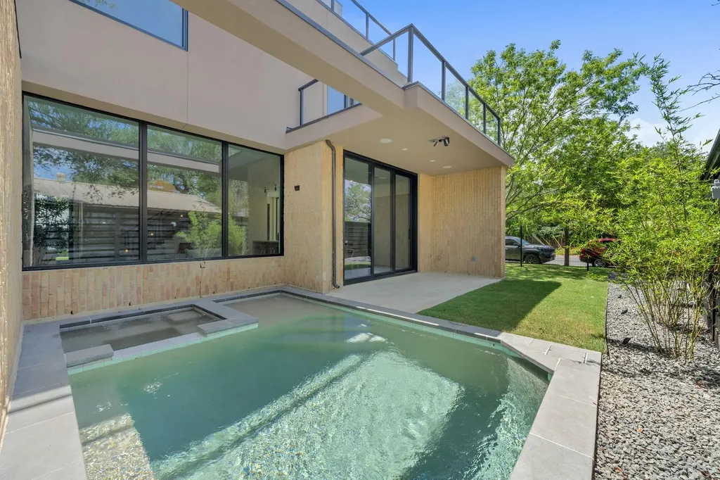 1403 Barton Hills Drive Austin TX 78704