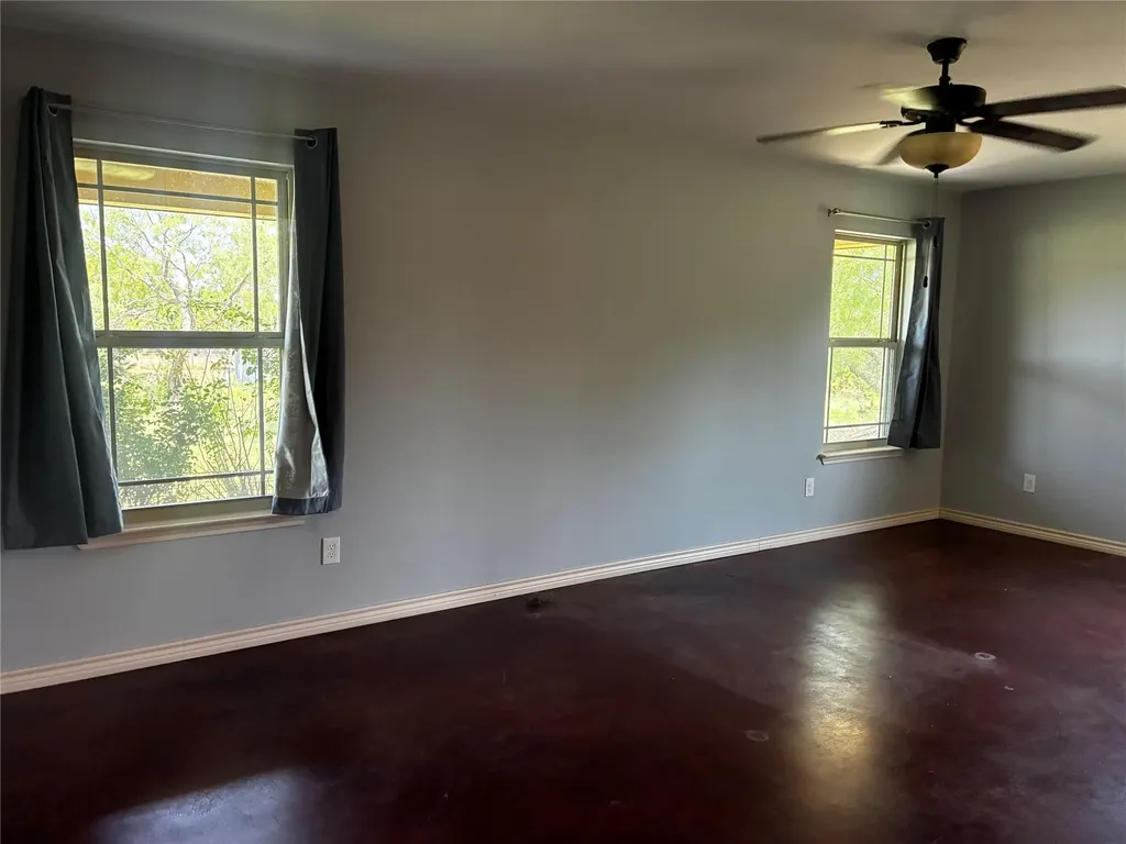 23748 N Us Highway 281 Lampasas TX 76550