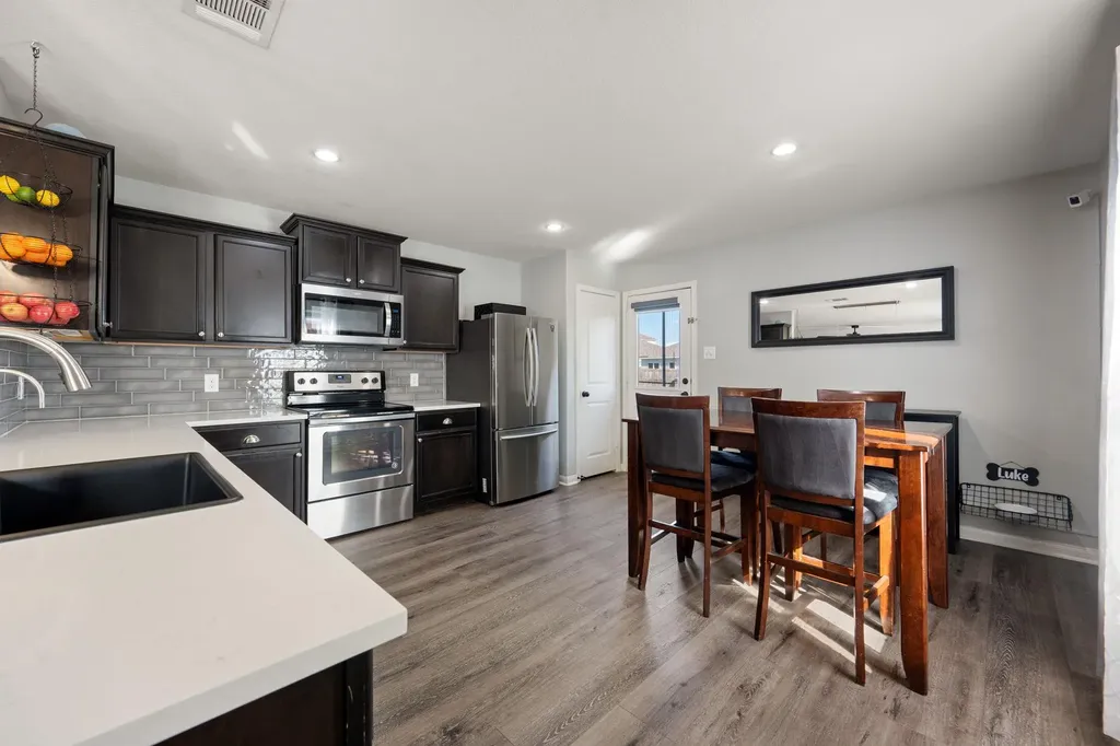316 Continential Avenue Liberty Hill TX 78642