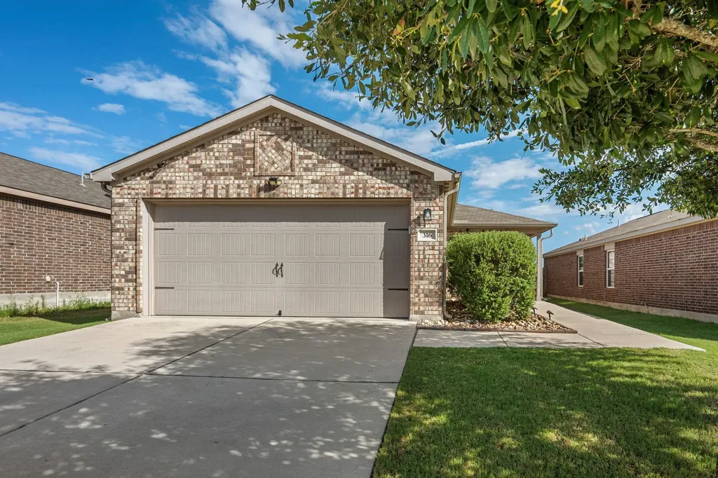 316 Continential Avenue Liberty Hill TX 78642