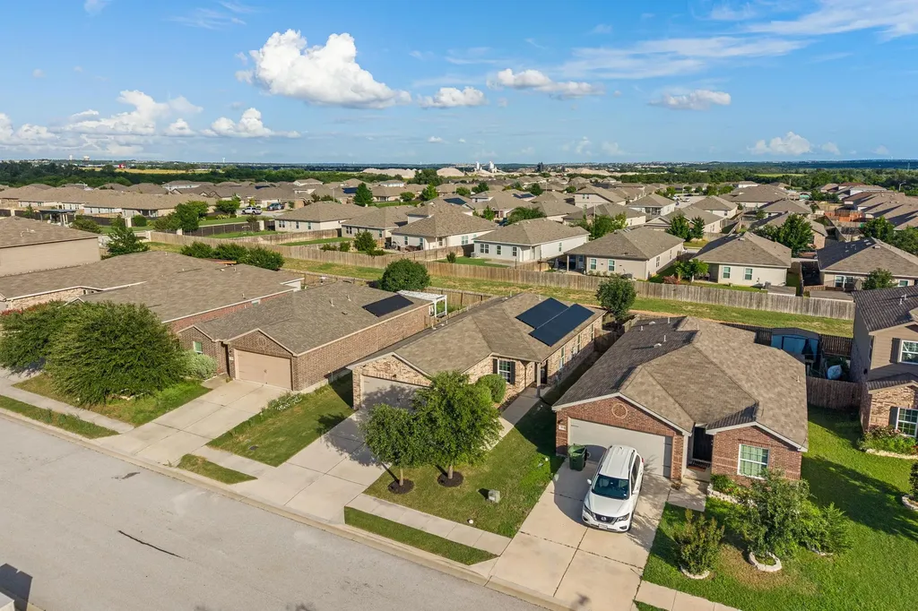 316 Continential Avenue Liberty Hill TX 78642