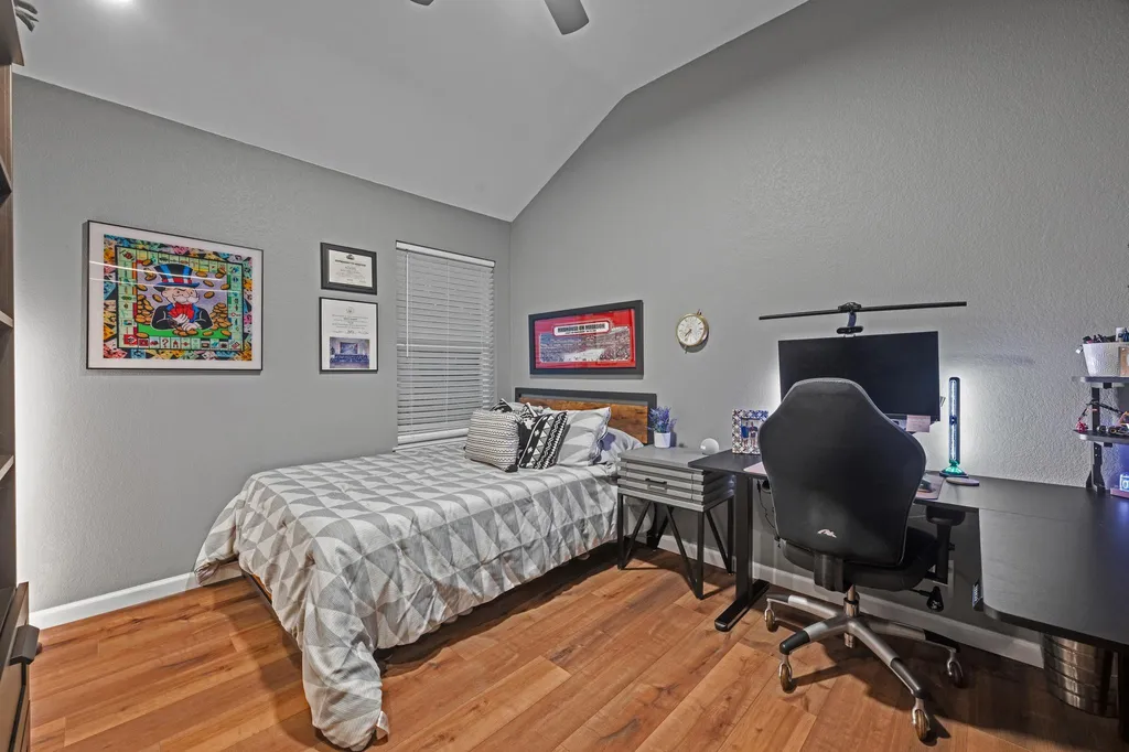 5935 Salcon Cliff Drive Austin TX 78749