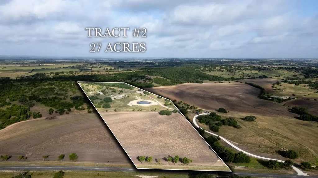 102 Fm-1047 Evant TX 76880