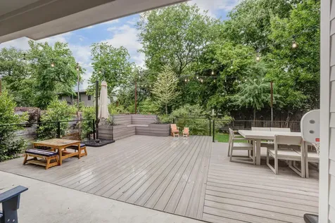 5520 Woodrow Avenue Austin TX 78756