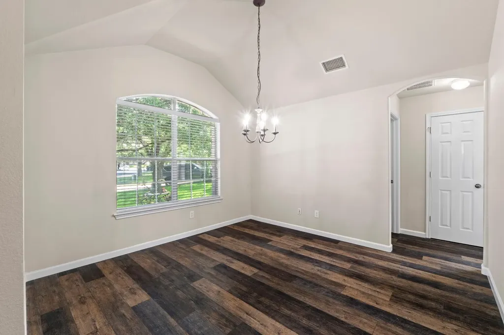 1109 Blackburn Place Round Rock TX 78665