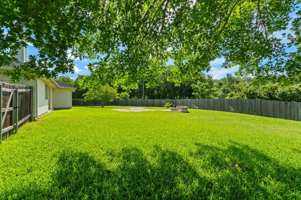 1109 Blackburn Place Round Rock TX 78665