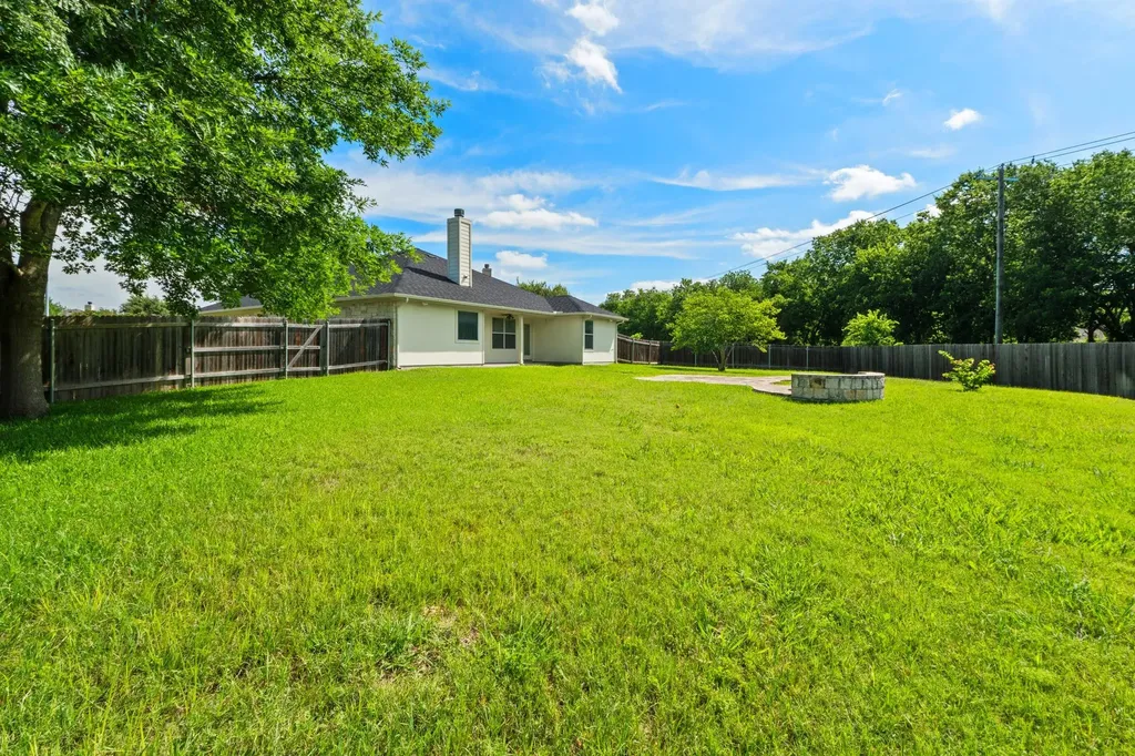 1109 Blackburn Place Round Rock TX 78665