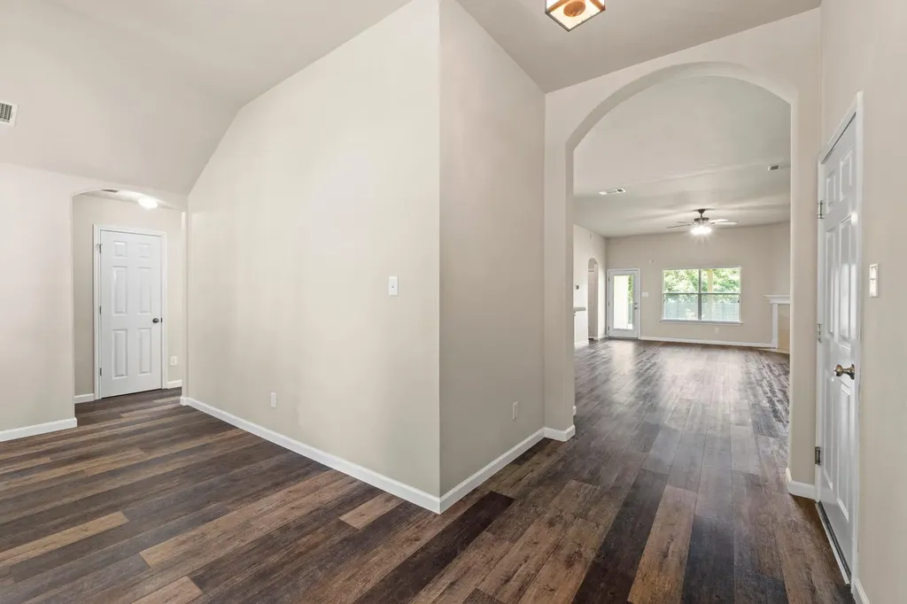 1109 Blackburn Place Round Rock TX 78665