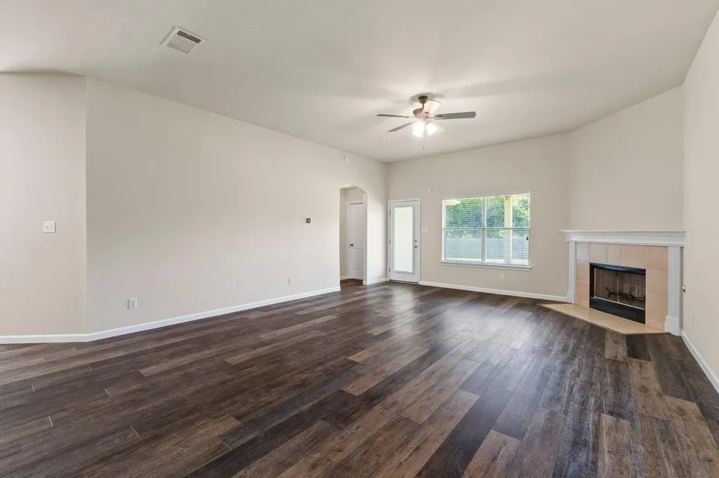 1109 Blackburn Place Round Rock TX 78665