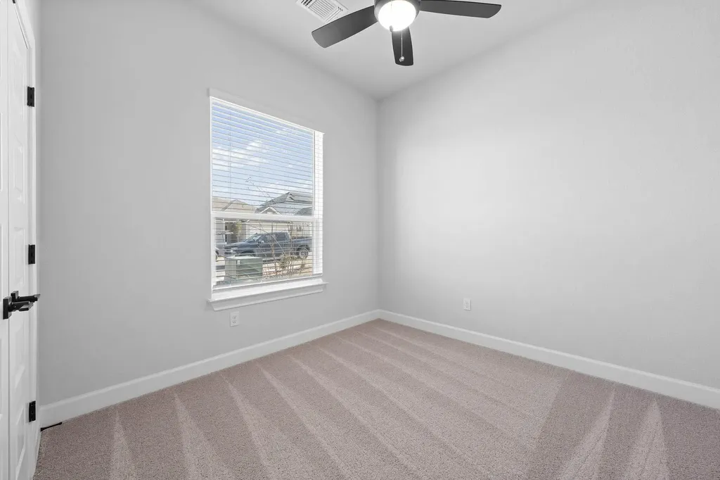 9617 Gladsome Path Manor TX 78653