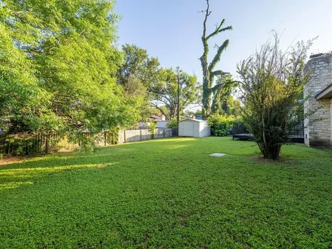 4804 Broadhill Drive Austin TX 78723