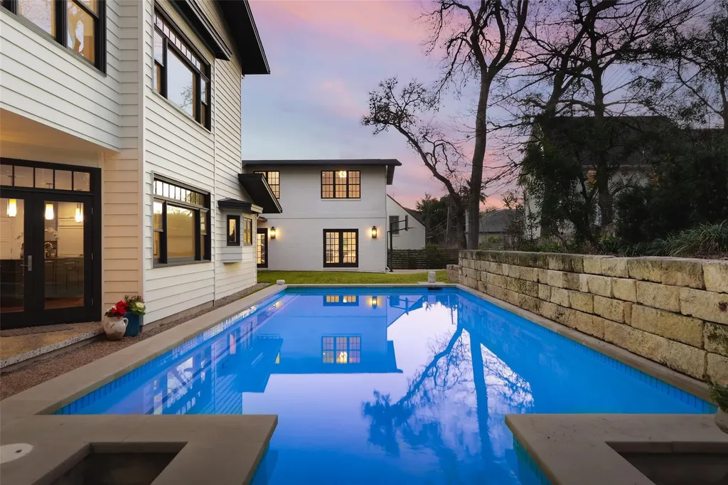 2604 Wooldridge Drive Austin TX 78703