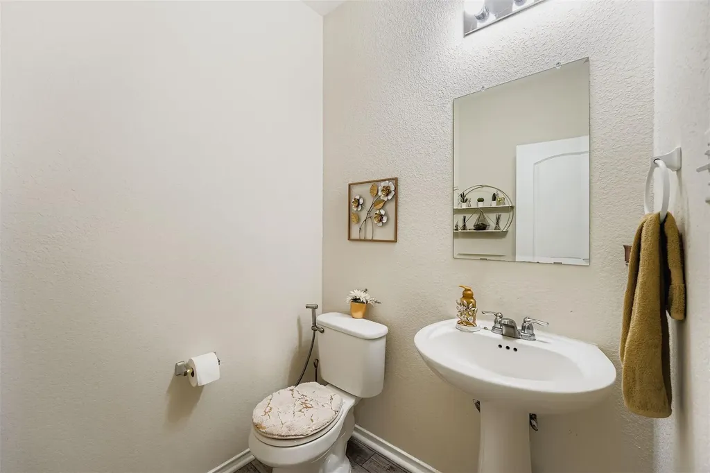 144 Gunther Way Taylor TX 76574