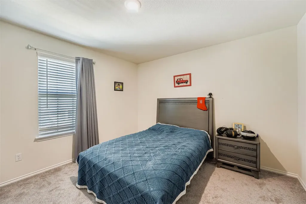 144 Gunther Way Taylor TX 76574