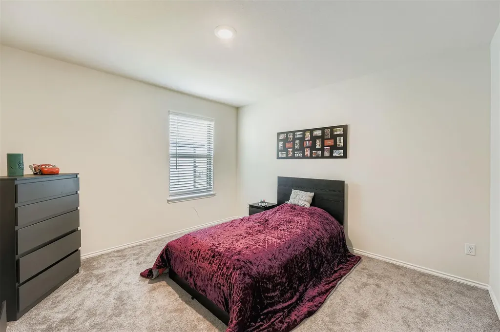 144 Gunther Way Taylor TX 76574