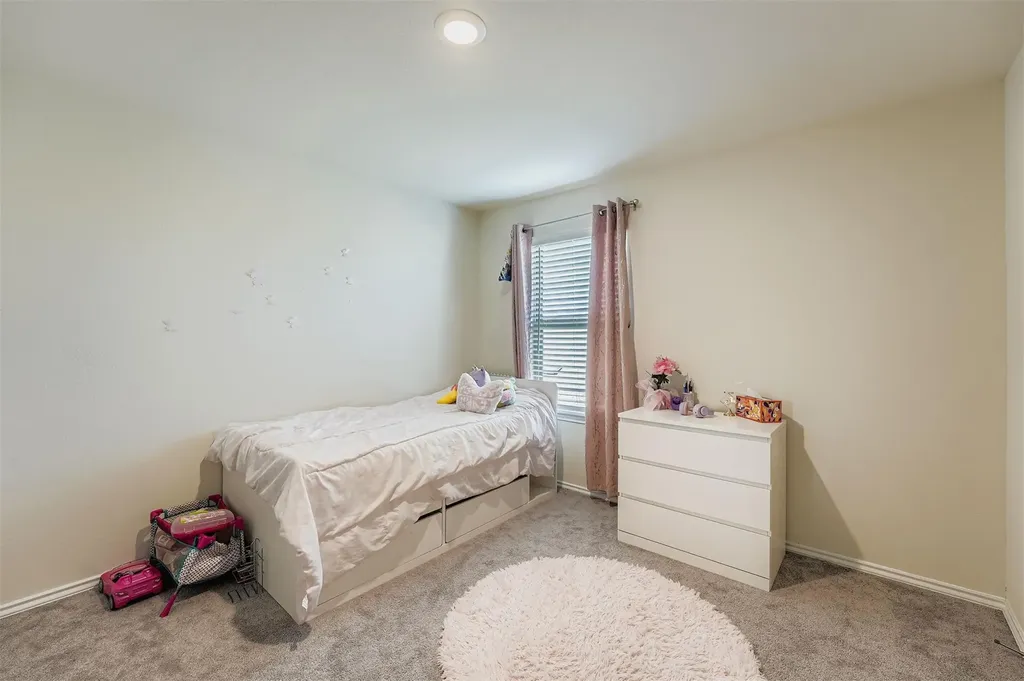 144 Gunther Way Taylor TX 76574