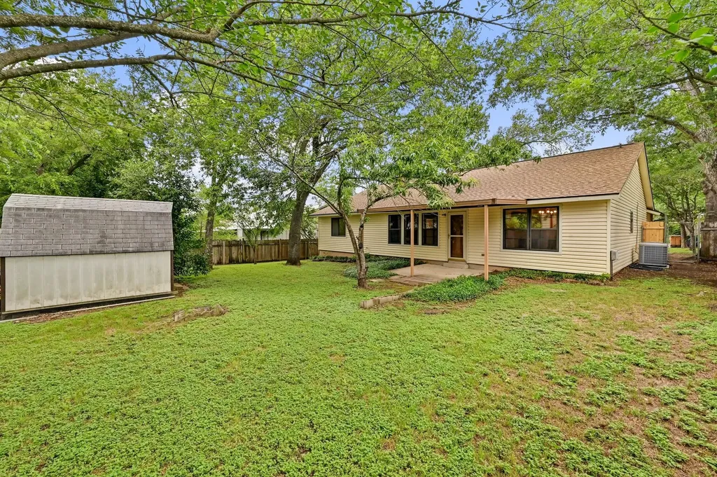 2411 Roehampton Drive Austin TX 78745