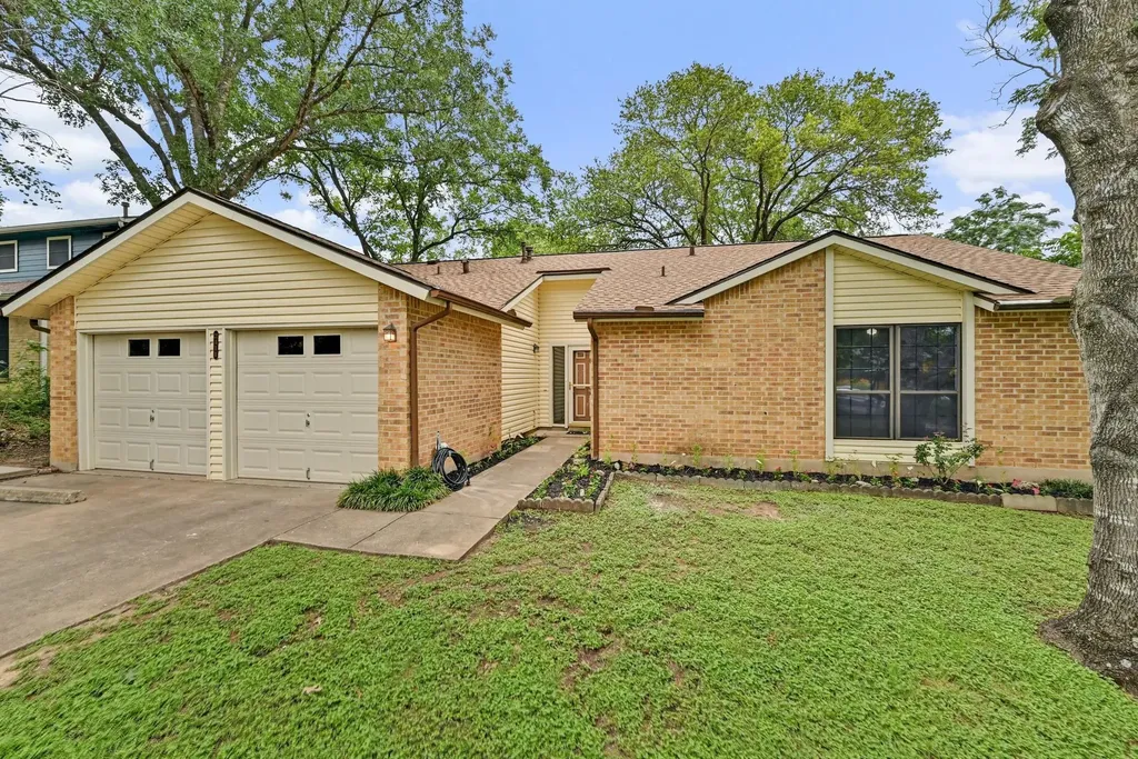 2411 Roehampton Drive Austin TX 78745