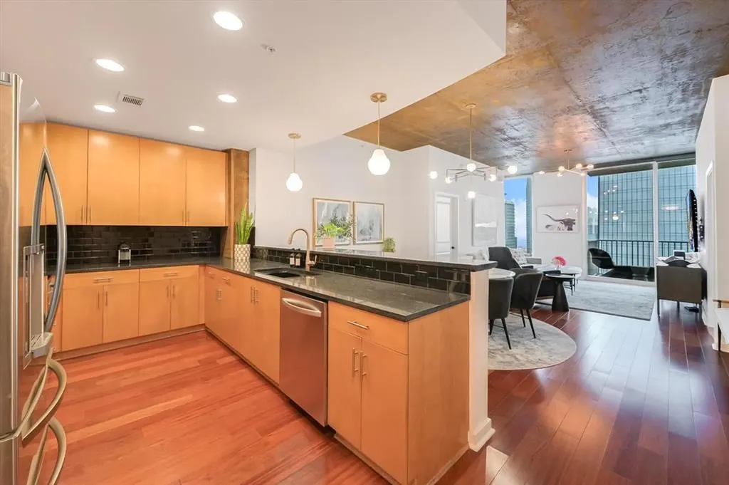 360 Nueces Street Austin TX 78701