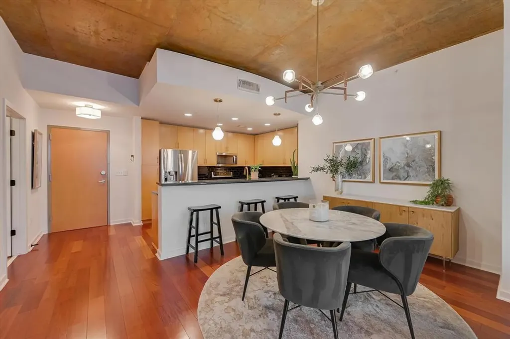360 Nueces Street Austin TX 78701