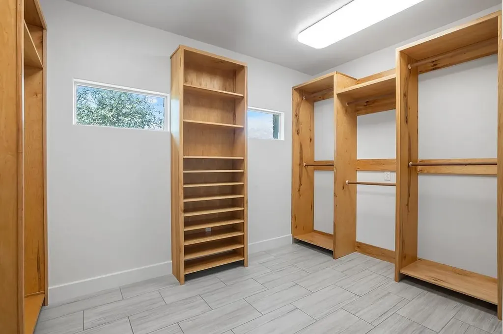 13326 Trautwein Road Austin TX 78737