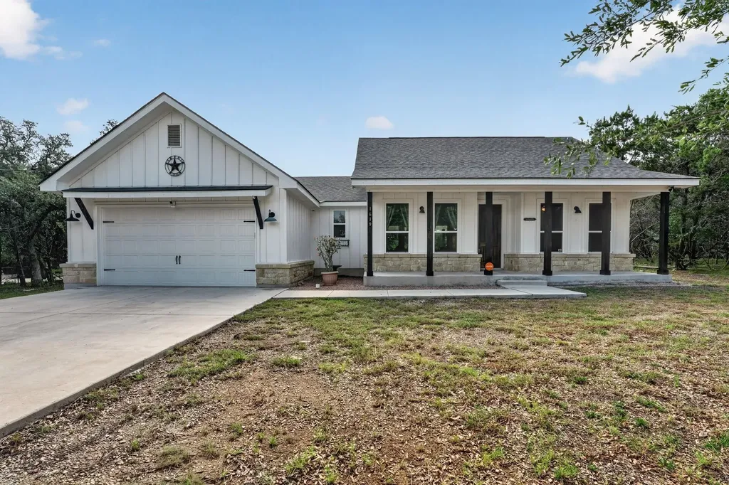 1619 Scenic View Drive Canyon Lake TX 78133