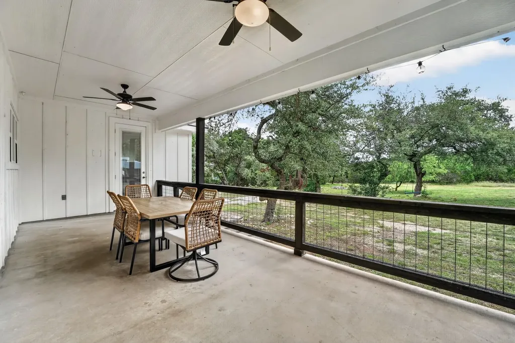 1619 Scenic View Drive Canyon Lake TX 78133