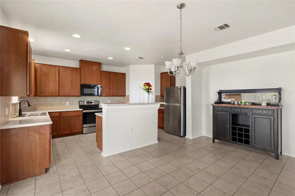 8613 Capitol View Drive Austin TX 78747