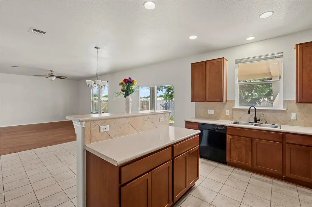 8613 Capitol View Drive Austin TX 78747