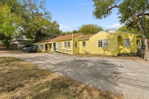 2710 Manor Road Austin TX 78722