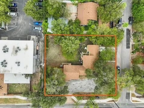 2710 Manor Road Austin TX 78722