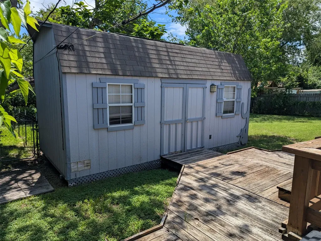 8507 Contour Drive Austin TX 78757