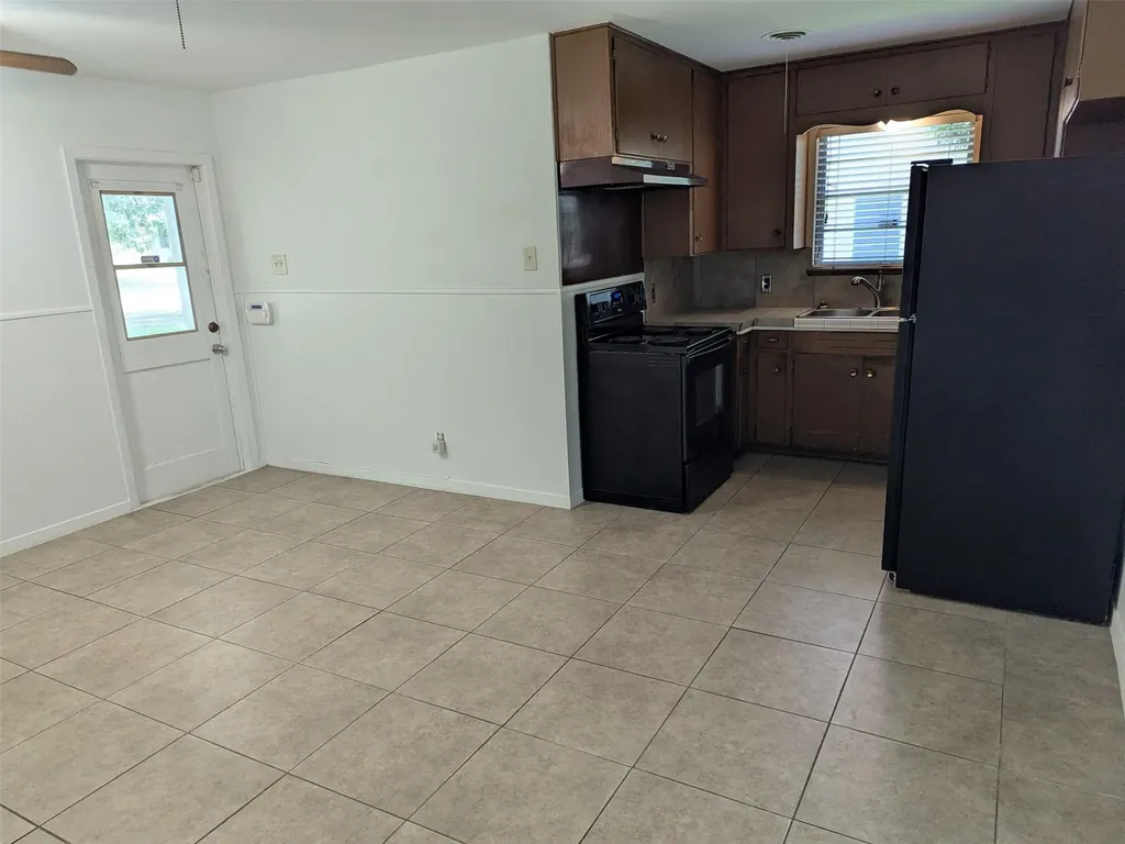 8507 Contour Drive Austin TX 78757