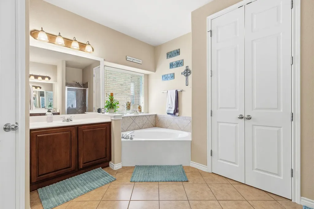 3807 Cypress Point Cove Round Rock TX 78664