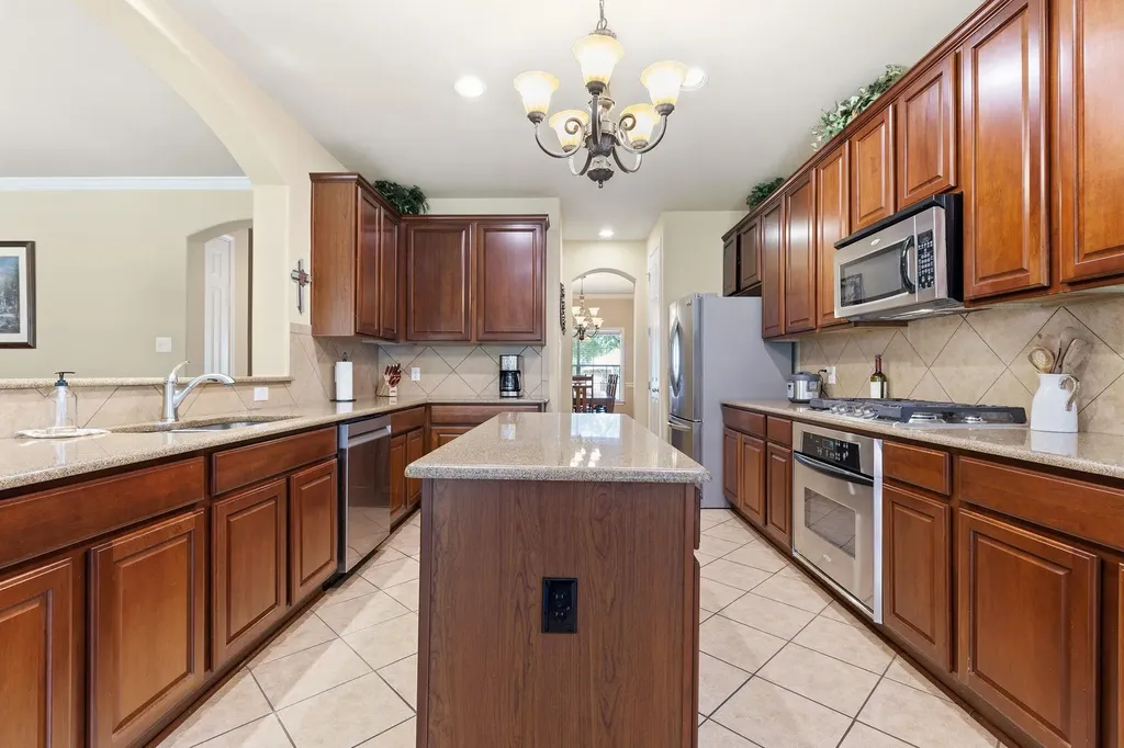 3807 Cypress Point Cove Round Rock TX 78664