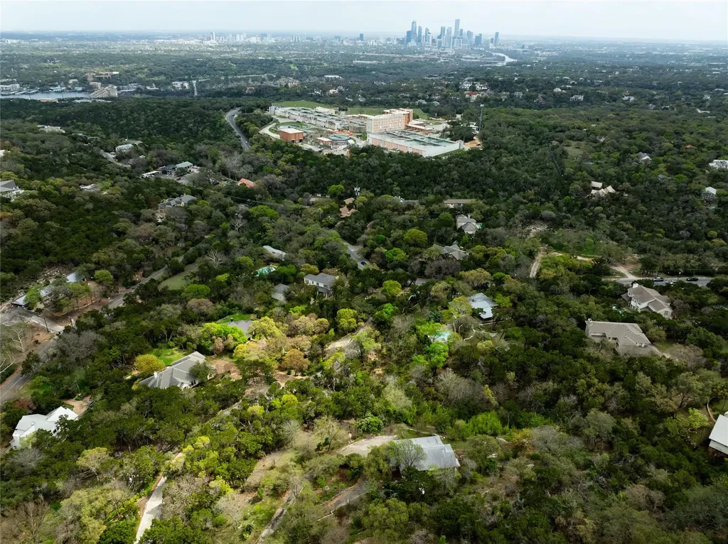 103 Yaupon Valley Road Austin TX 78746