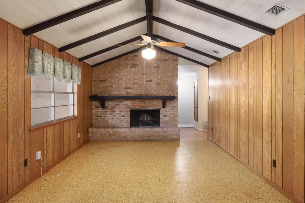 304 Hill Country Lane San Antonio TX 78232