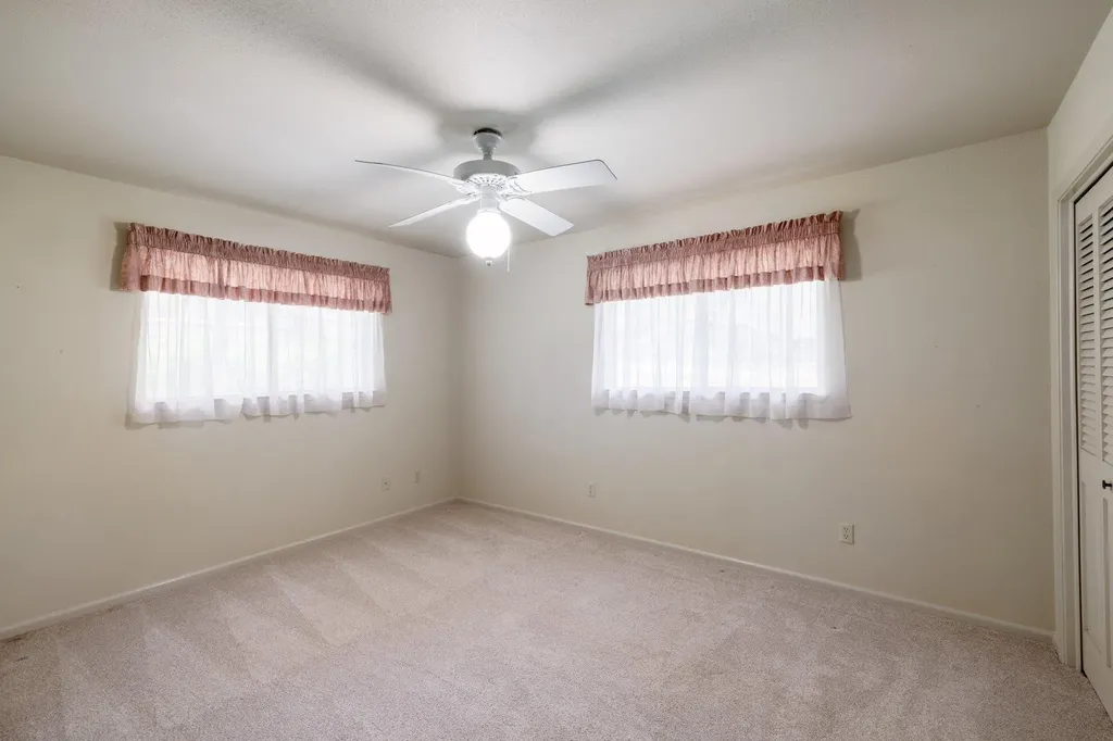 304 Hill Country Lane San Antonio TX 78232