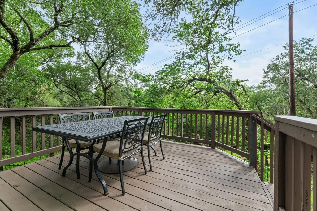 10801 Sea Hero Court Austin TX 78748
