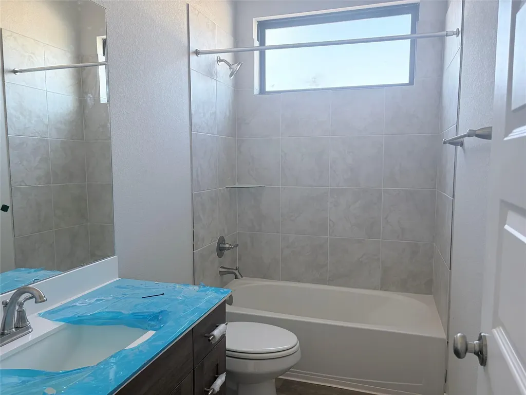 320 West Faulkner Street Liberty Hill TX 78642