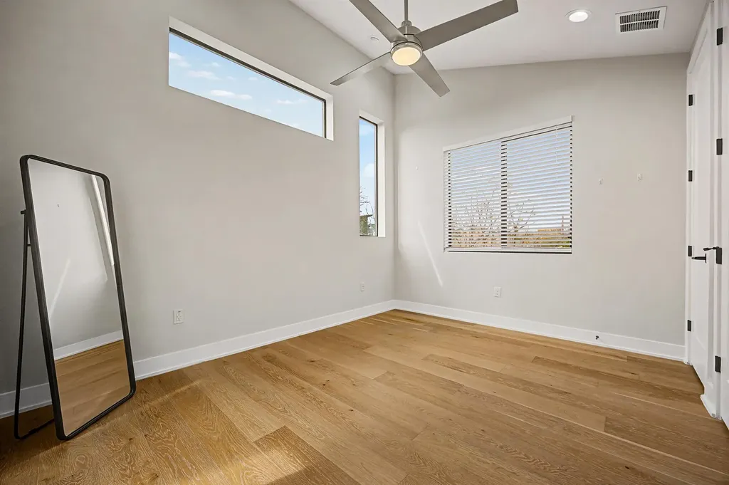 7102 Providence Avenue Austin TX 78752
