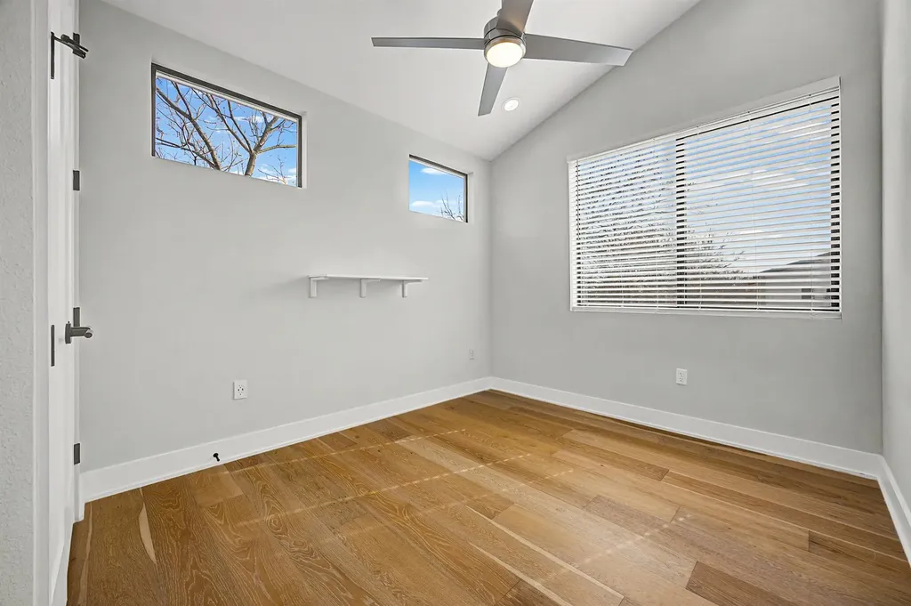 7102 Providence Avenue Austin TX 78752