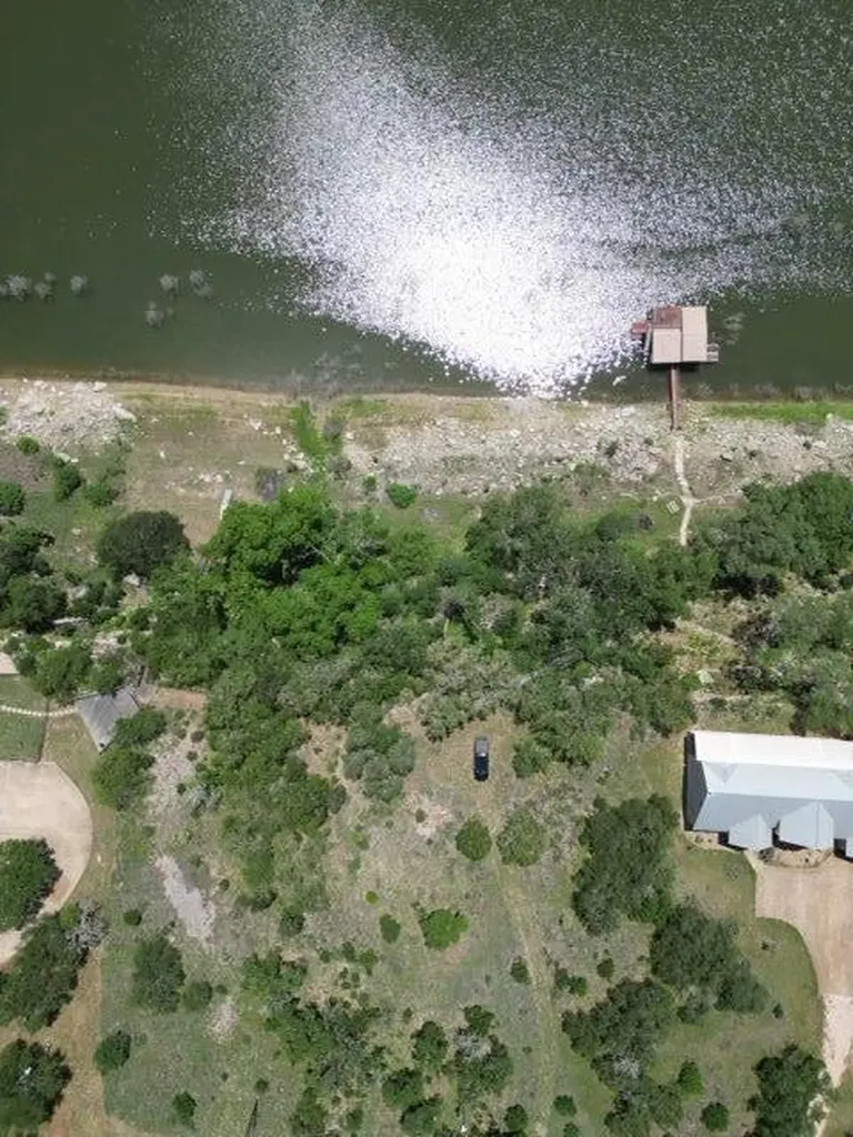1909 Performer Road Spicewood TX 78669