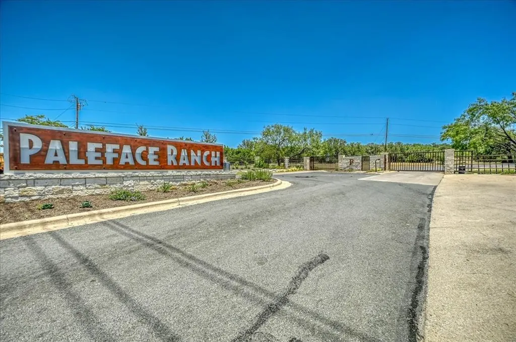 1909 Performer Road Spicewood TX 78669