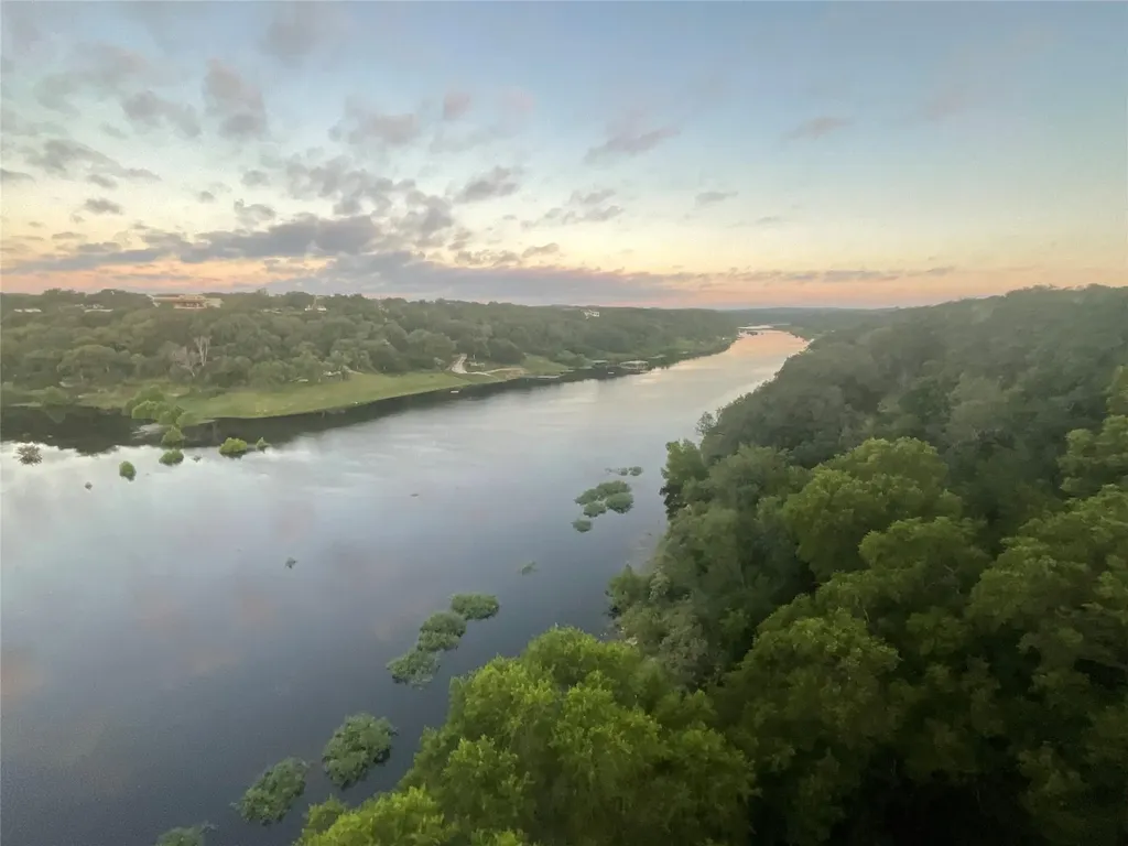 1909 Performer Road Spicewood TX 78669