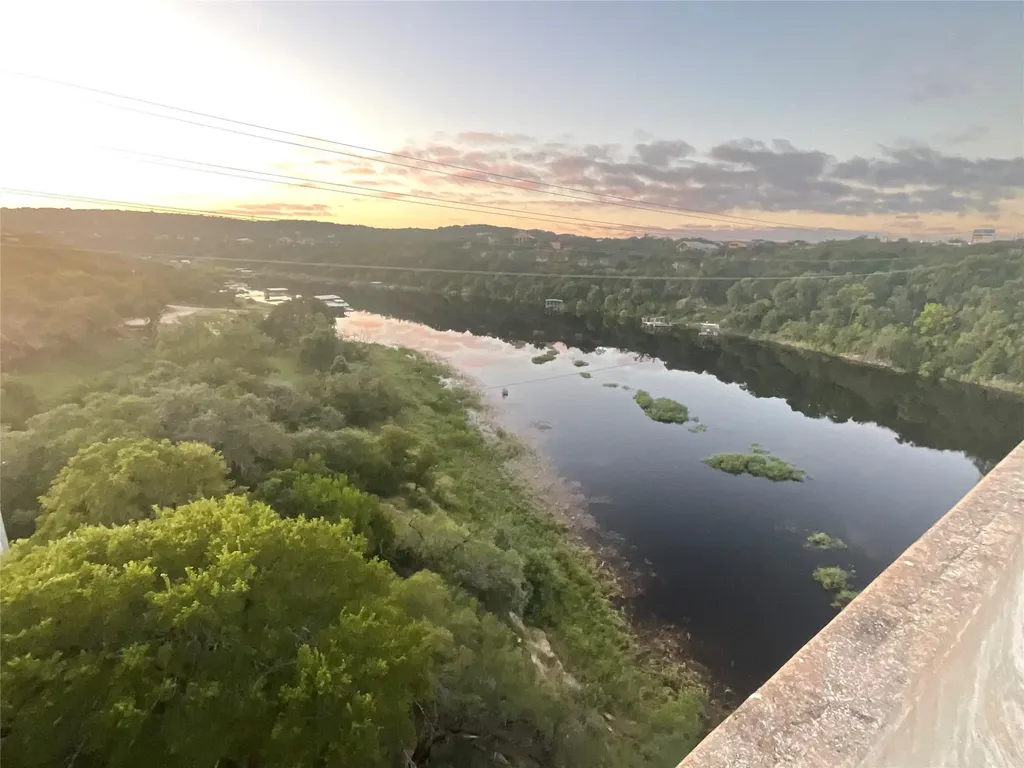 1909 Performer Road Spicewood TX 78669