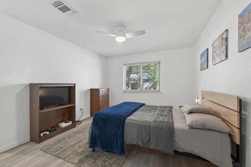 8210 Bent Tree Road Austin TX 78759